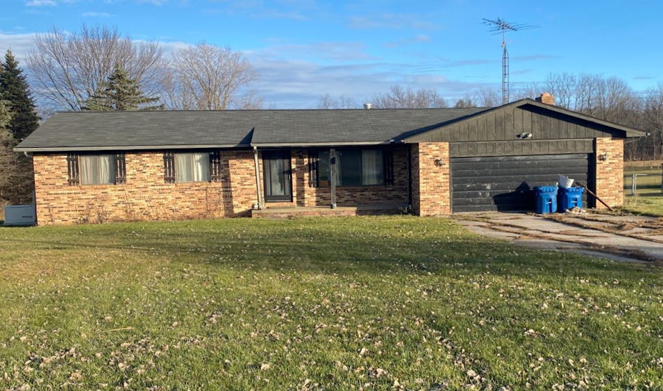 10211n Fenton Rd Fenton, MI 48430, Genesee County
