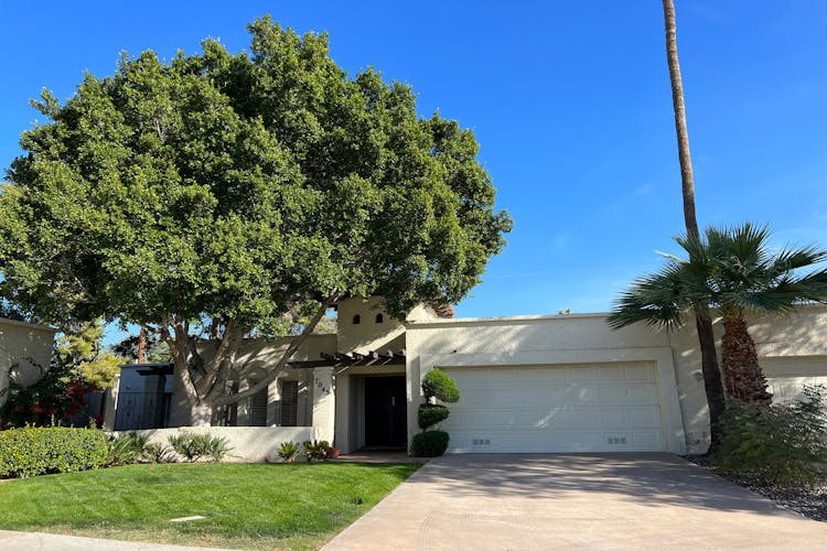 7045 North 10th Avenue Phoenix, AZ 85021, Maricopa County