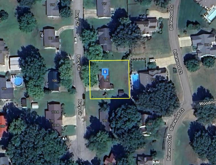 Bucy Cir, Paris, TN 38242