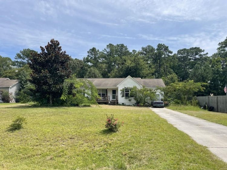 460 Woodland Dr Swansboro, NC 28584, Carteret County