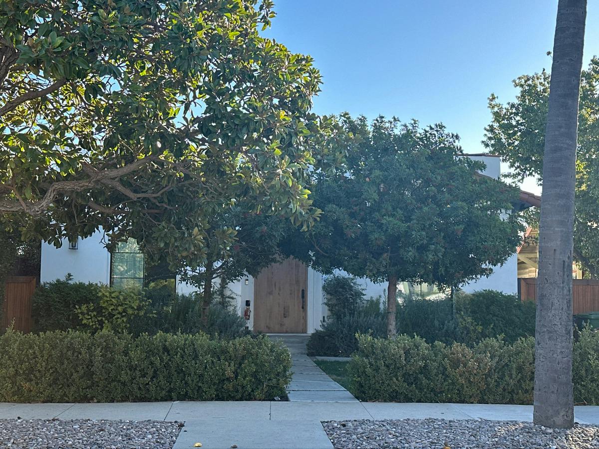 Brynhurst Ave, Los Angeles, CA 90043