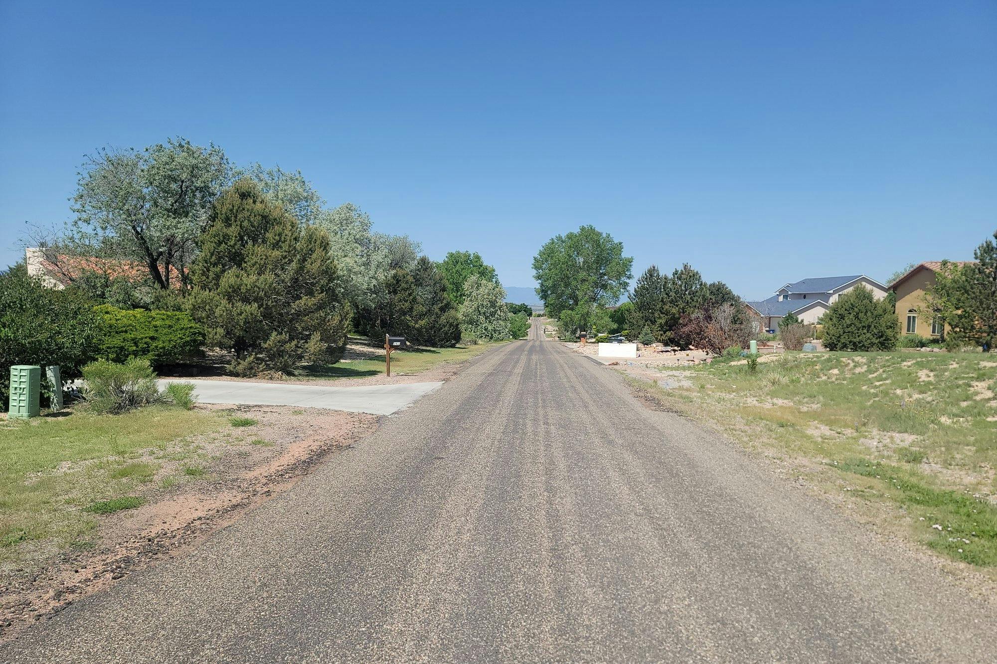 Tonalea Dr, Pueblo, CO 81007