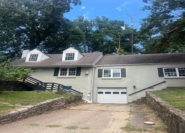 64 Marne Drive Huntington, WV 25705, Cabell County