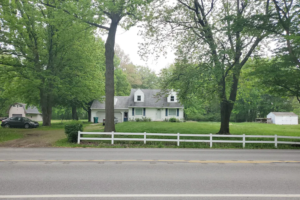 8429 East Lake Road Erie, PA 16511, Erie County