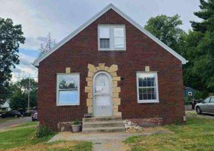 601 Harvard St Peoria, IL 61603, Peoria County