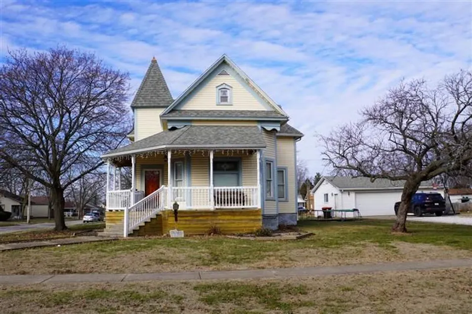 709 N Jackson Street Bushnell, IL 61422, McDonough County