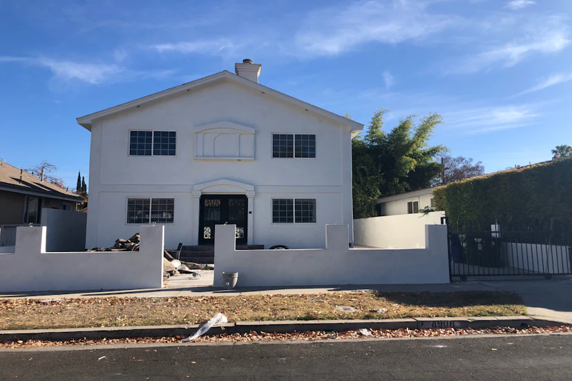 4908 Hesperia Avenue