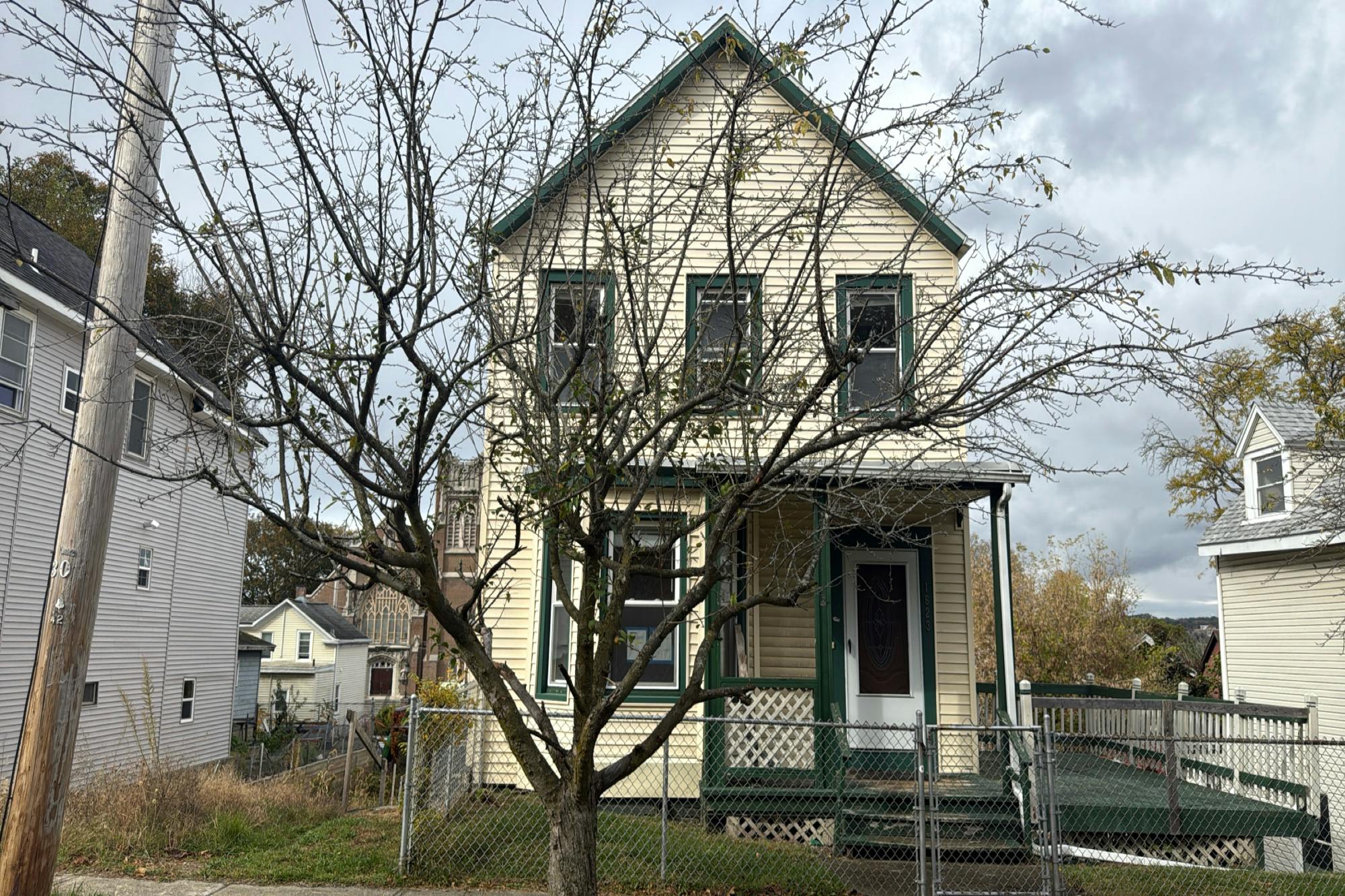 4th St, Rensselaer, NY 12144