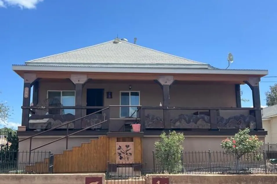 588 E Apache St Globe, AZ 85501, Gila County