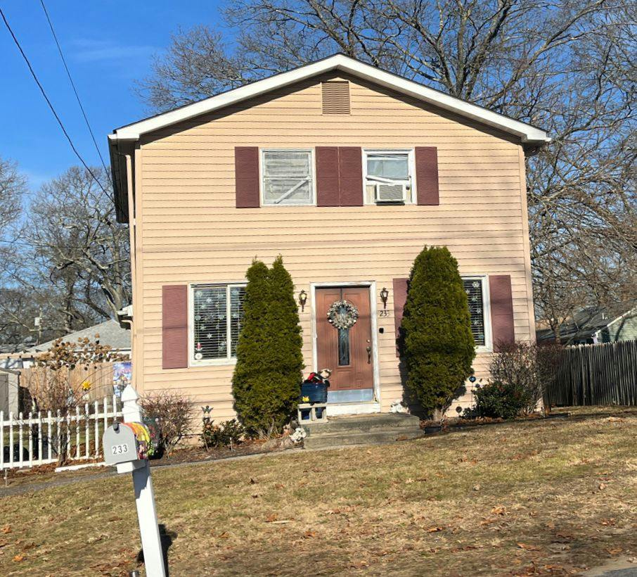 Coburn St, Warwick, RI 02889 #1