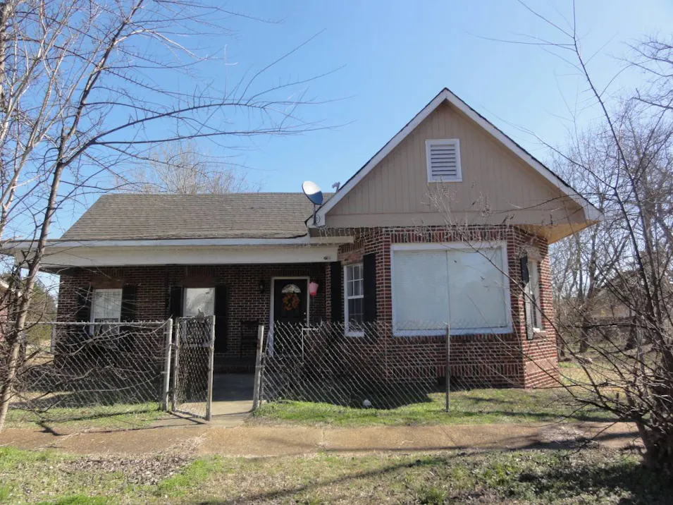 205 S Ash Ave Demopolis, AL 36732, Marengo County