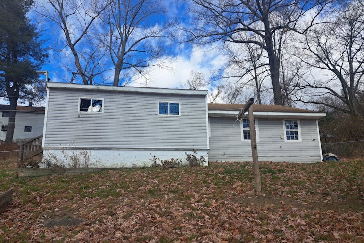 1372 Erickson Drive Johnstown, PA 15904, Cambria County