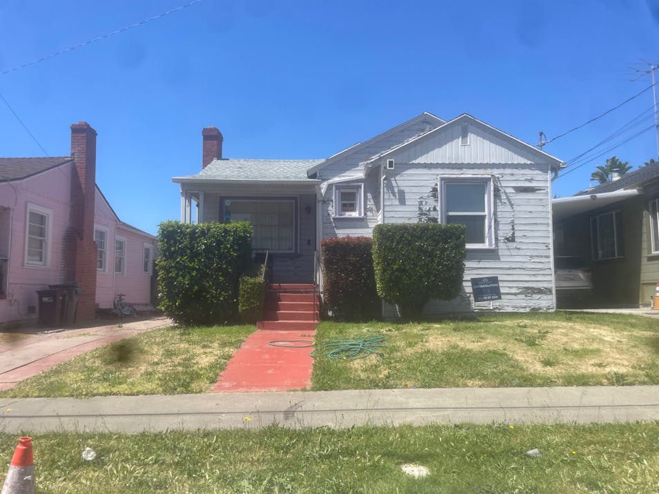 2363 109th Avenue Oakland, CA 94603-4603, Alameda County