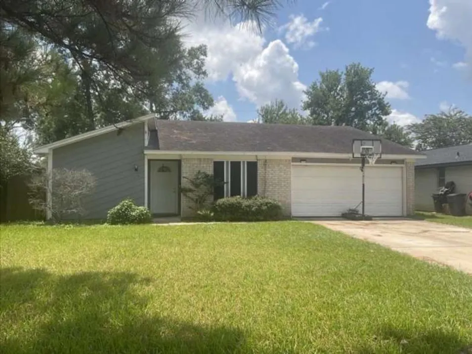 411 Topsail Way Crosby, TX 77532, Harris County