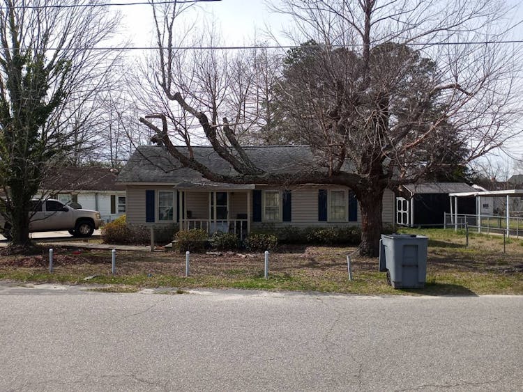 406 Old Whiteville Rd Lumberton, NC 28358, Robeson County
