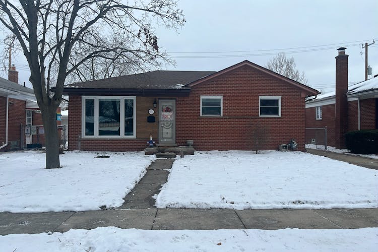 1741 Grange Rd Trenton, MI 48183, Wayne County