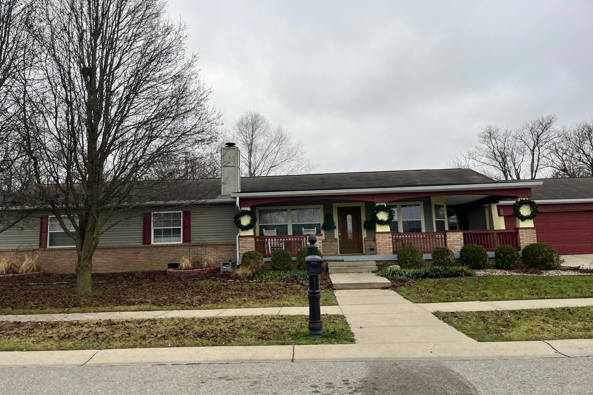 Fern Dr, Shelbyville, IN 46176