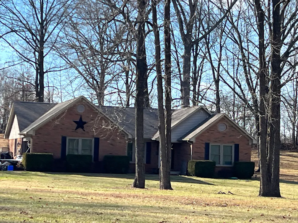 163 Yockey Ests Mitchell, IN 47446, Lawrence County