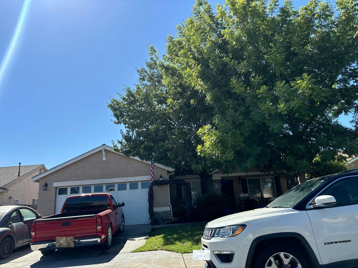 Sonora Ln, Fresno, CA 93722