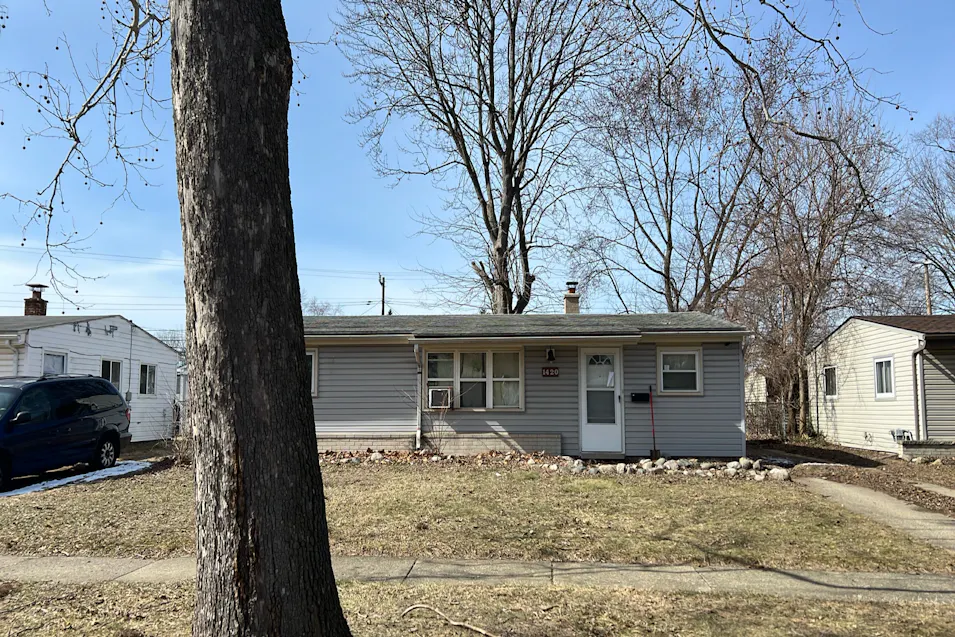 1420 S Carlson St Westland, MI 48186, Wayne County