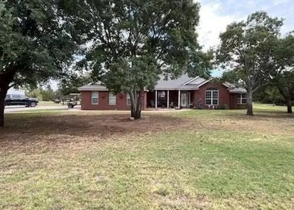 1909 Westside Drive Stanton, TX 79782, Martin County