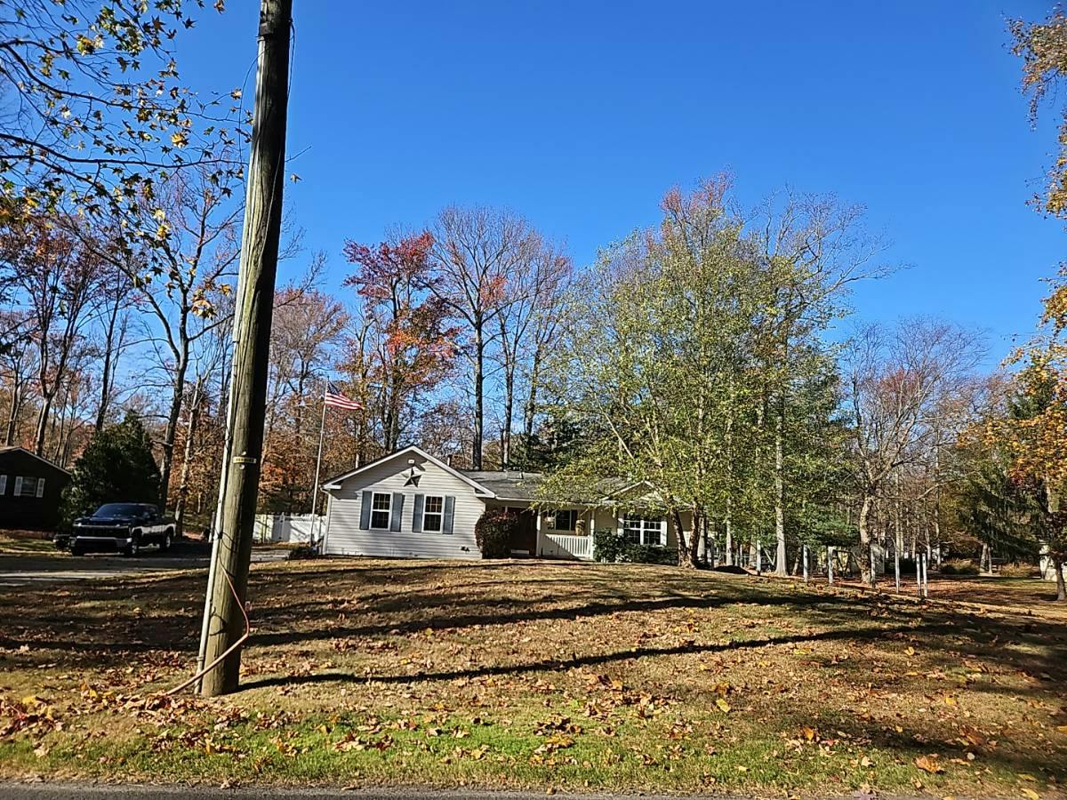 Burrs Rd, Burlington, NJ 08016