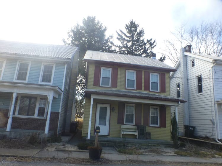 2604 East King Street Lebanon, PA 17042, Lebanon County