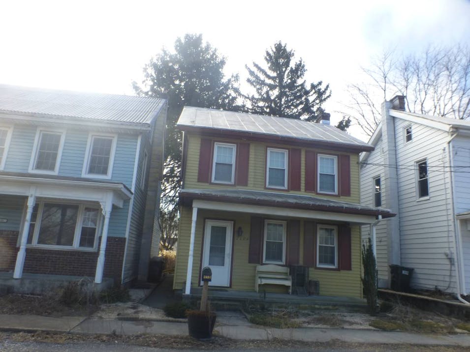 2604 East King Street Lebanon, PA 17042, Lebanon County