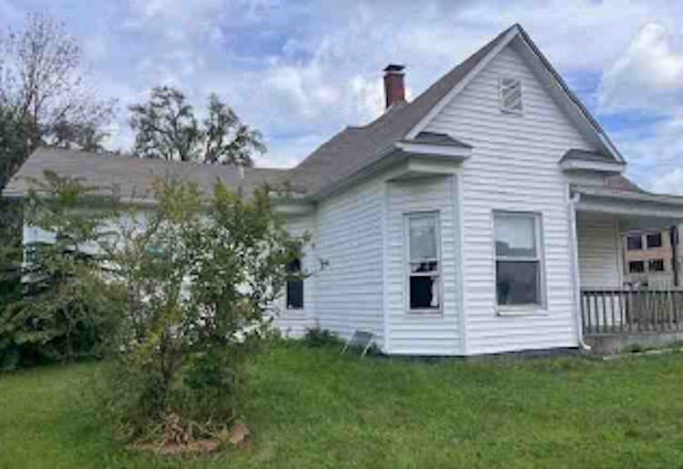 227e California Avenue Marceline, MO 64658, Linn County