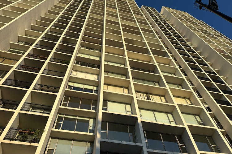 3200 N Lake Shore Dr Apt 1403 Chicago, IL 60657, Cook County