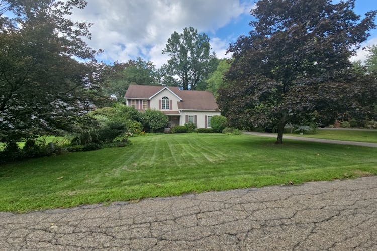 1091 Foxwood Drive Hermitage, PA 16148, Mercer County