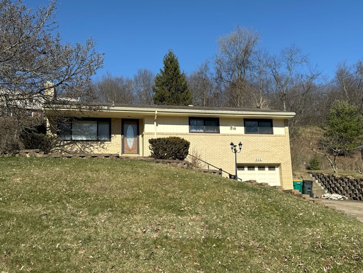 406 Wimer Dr Pittsburgh, PA 15237, Allegheny County