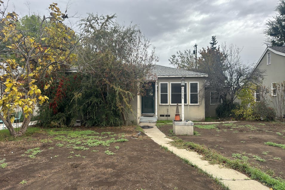 2606 Truxtun Avenue Bakersfield, CA 93301, Kern County