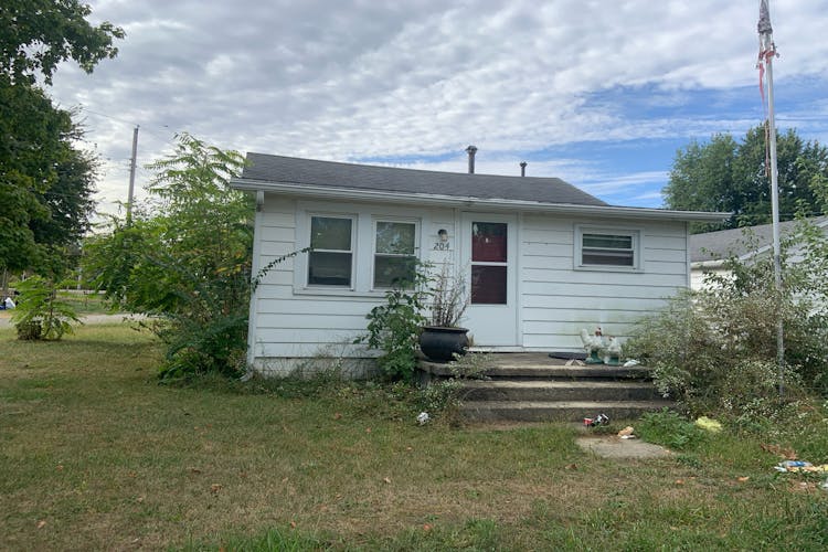 204 Cline St Russells Point, OH 43348, Logan County