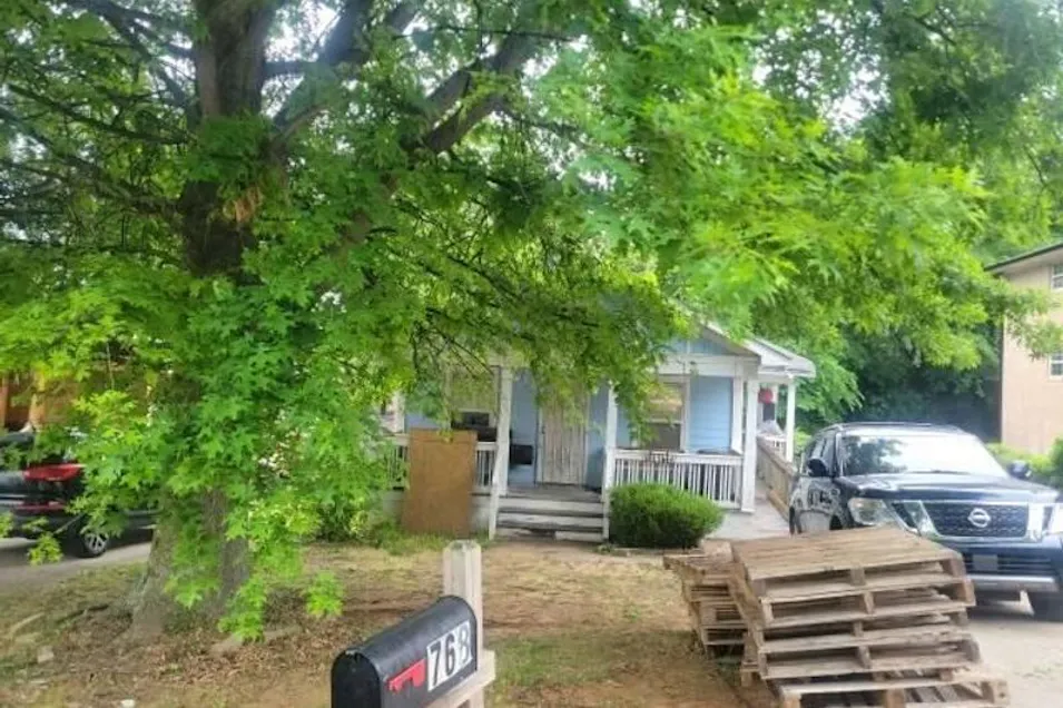 768 Bender St SW Atlanta, GA 30310, Fulton County