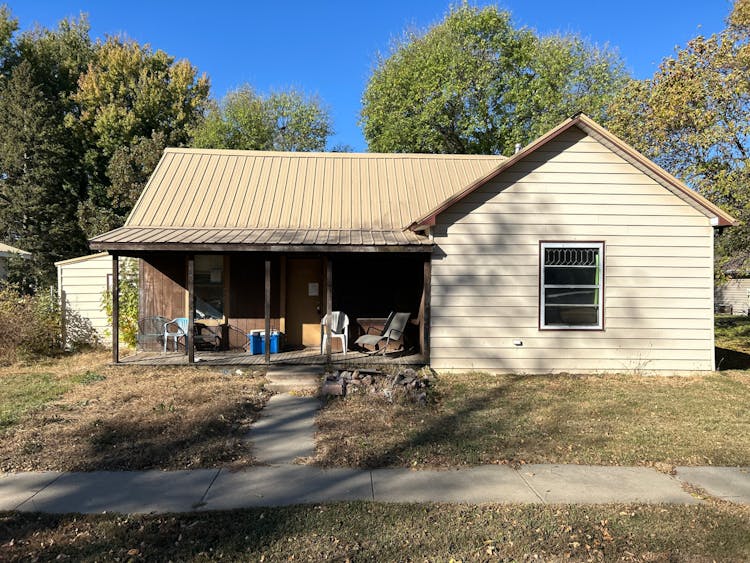 203 Dunham St Valley Springs, SD 57068, Minnehaha County