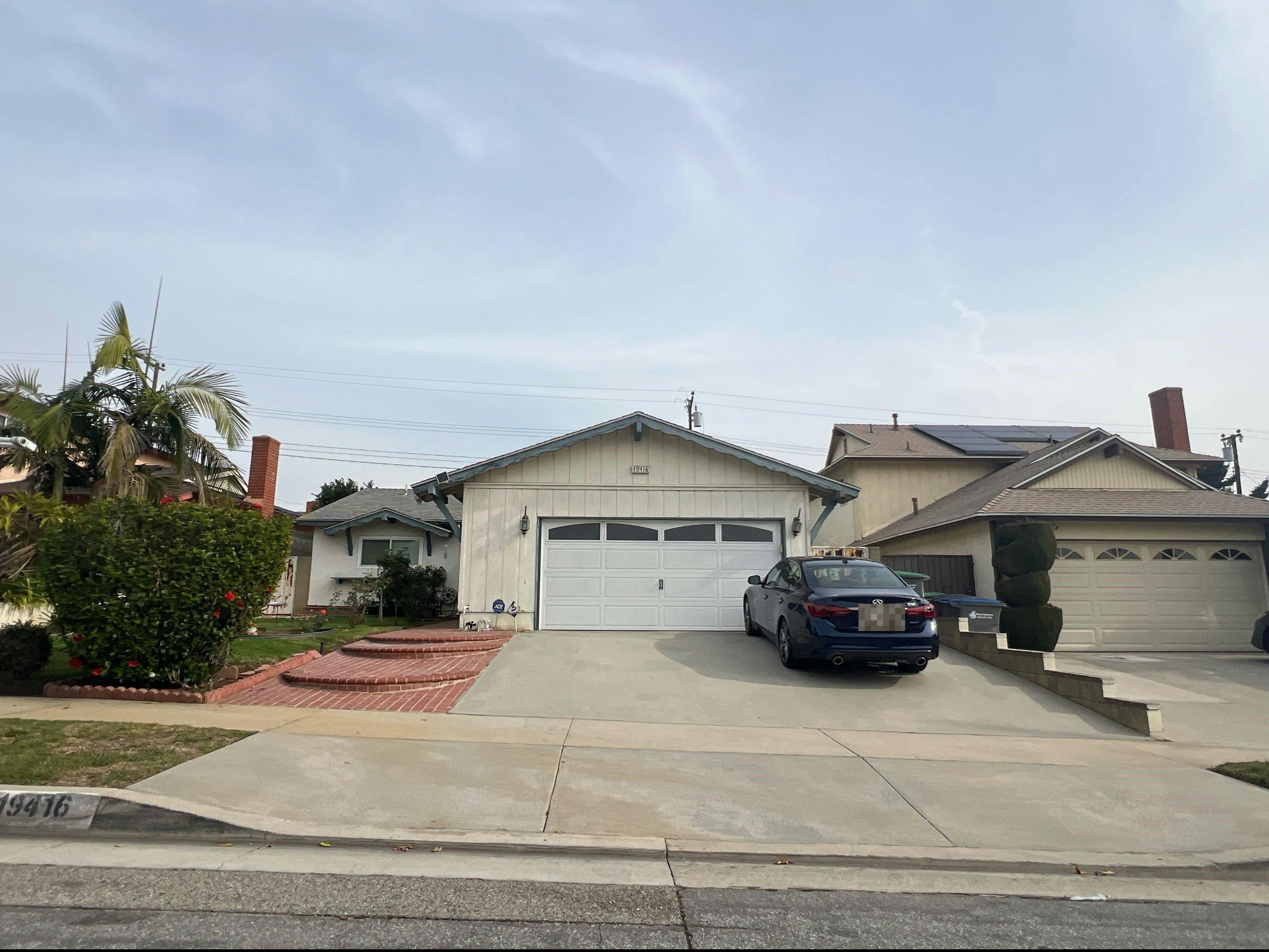 Harlan Ave, Carson, CA 90746