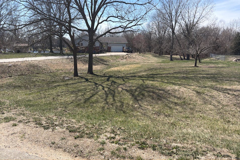 20 Locust Ln Emporia, KS 66801, Lyon County