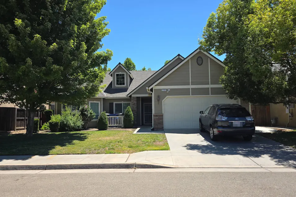 3122 N Clover Ave Fresno, CA 93727, Fresno County