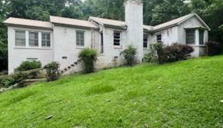 415 N Mulberry Ave Butler, AL 36904, Choctaw County