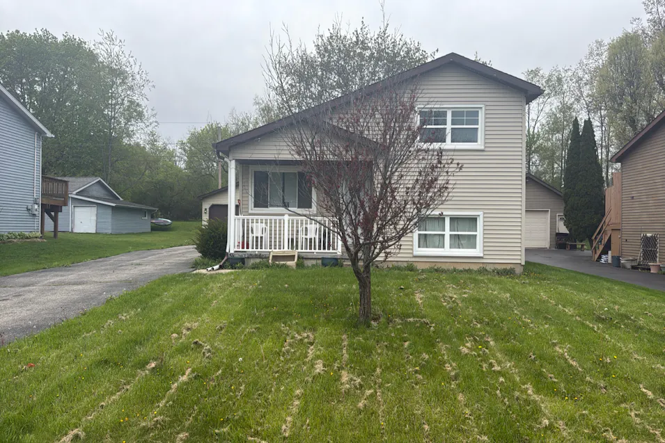 38364 N North Shore Ave Beach Park, IL 60087, Lake County