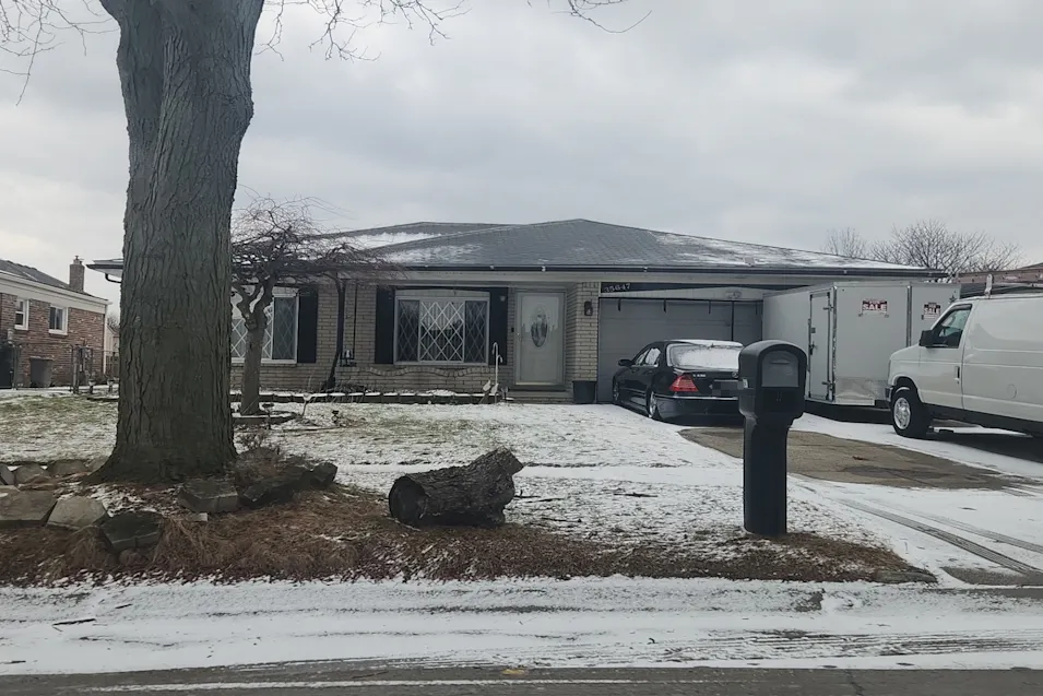 35647 Maureen Dr Sterling Heights, MI 48310, Macomb County