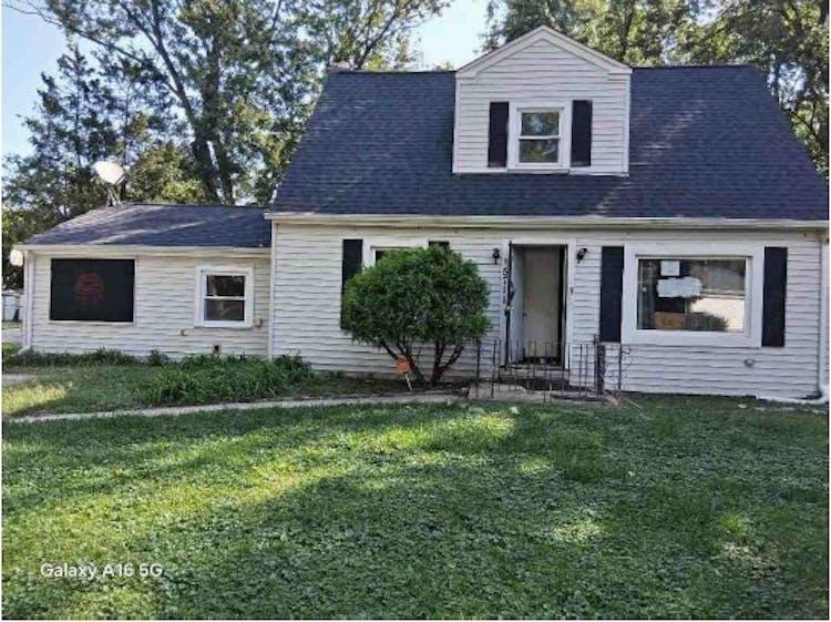 15711 S St Louis Avenue Markham, IL 60428, Cook County