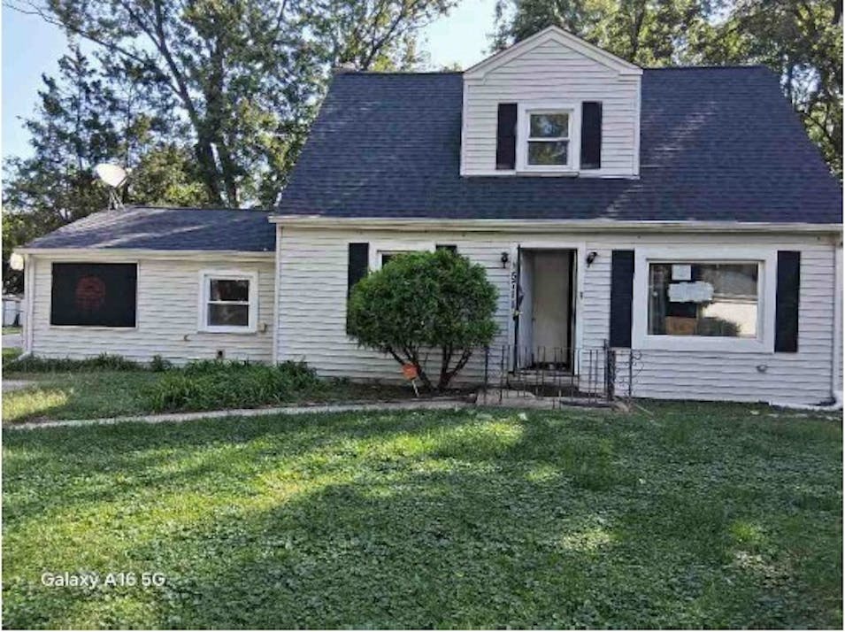 15711 S St Louis Avenue Markham, IL 60428, Cook County