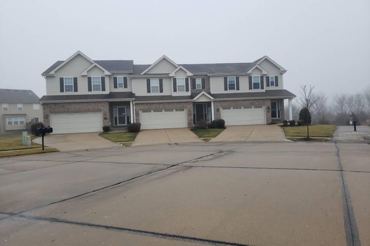 2010 Chestnut Pines Court Saint Peters, MO 63376, St. Charles County