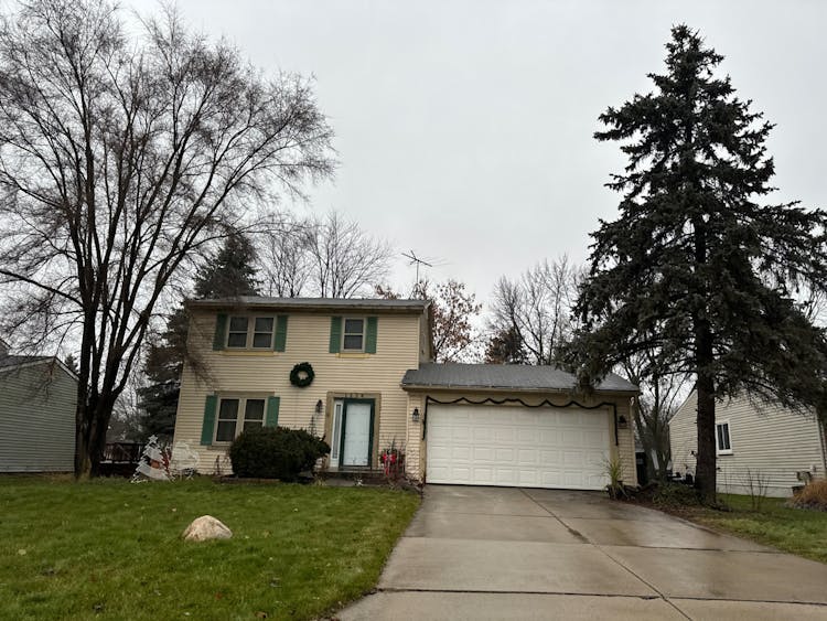 1636 Dancer Dr Rochester Hills, MI 48307, Oakland County