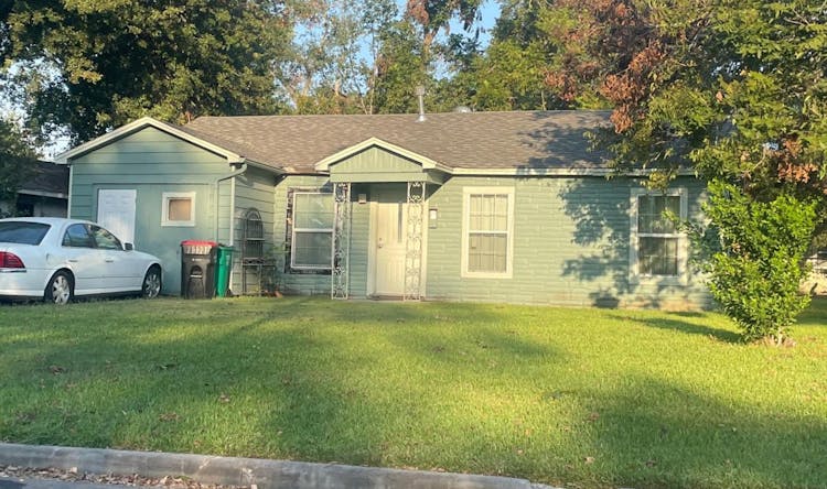 1602 Wilburn Drive Baytown, TX 77520, Harris County