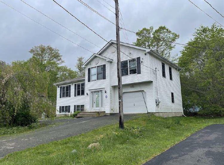 2114 Freedom Way Pocono Summit, PA 18346, Monroe County