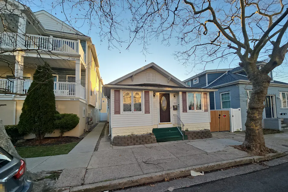 102 E Poplar Ave Wildwood, NJ 08260, Cape May County