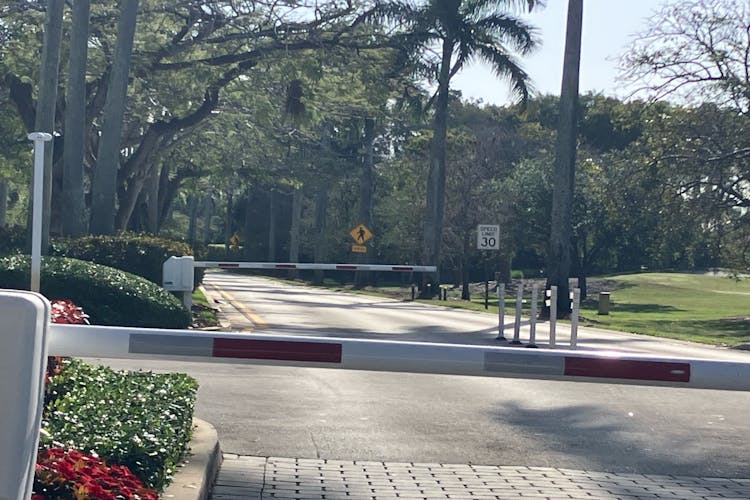 15842sw10 St Pembroke Pines, FL 33027, Broward County